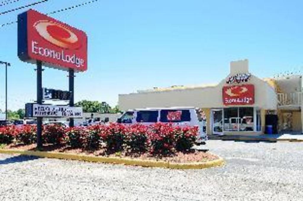 Hotel Econo Airport