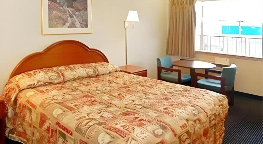 Econo Airport Hotel Norfolk