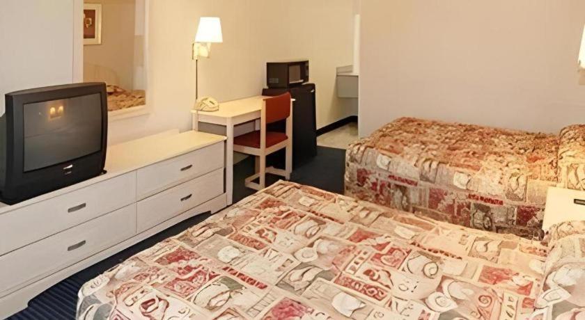 Econo Airport Hotel Norfolk