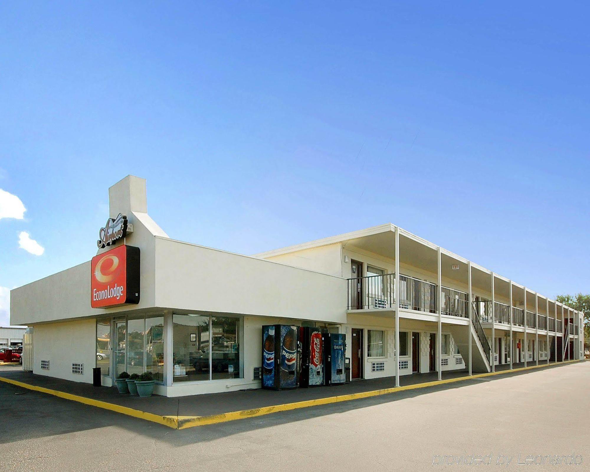 Econo Airport